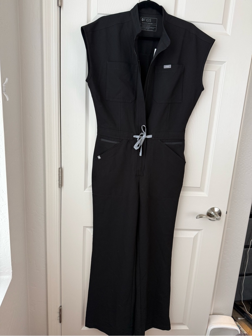 Fig Rafaela Cargo Wide Leg jumpsuit- black small